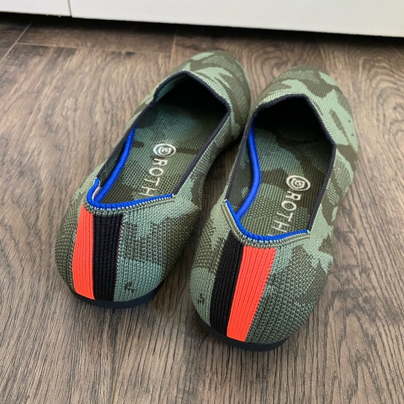 Olive Camo Rothy’s - Perfect Condition! - Picture 4 of 4